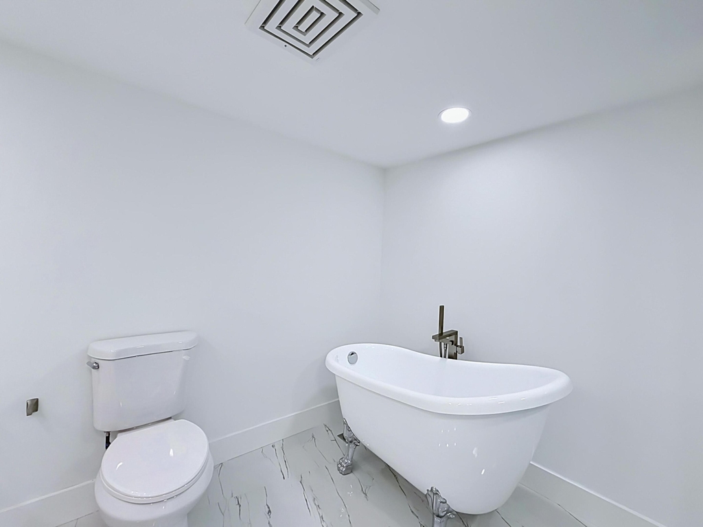 2480 Presidential Way - Photo 23