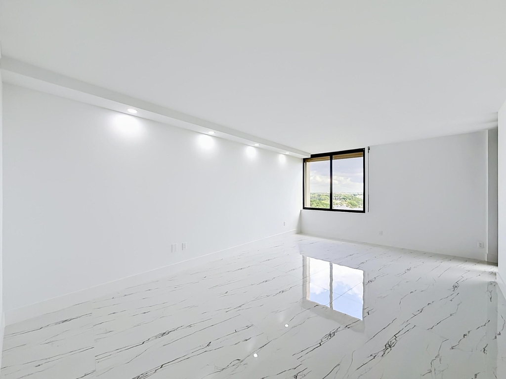 2480 Presidential Way - Photo 19