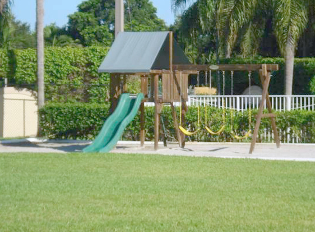 2080 Greenview Shores Boulevard - Photo 19