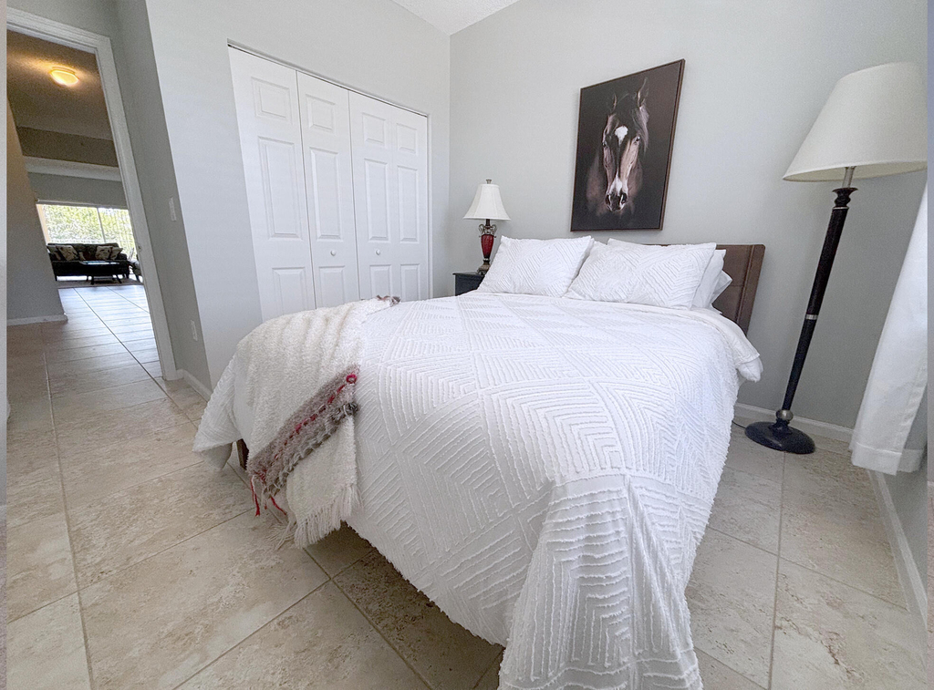 2080 Greenview Shores Boulevard - Photo 9