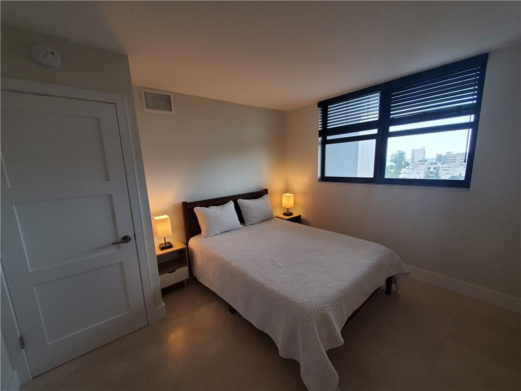 1401 N Riverside Drive - Photo 36