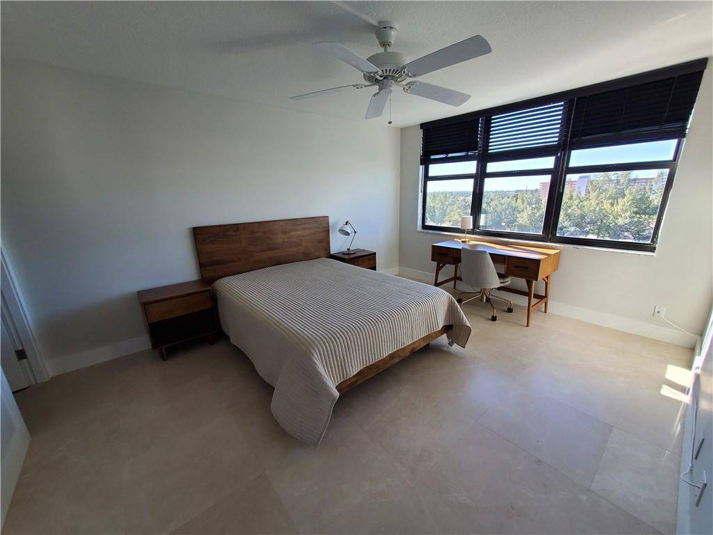 1401 N Riverside Drive - Photo 30