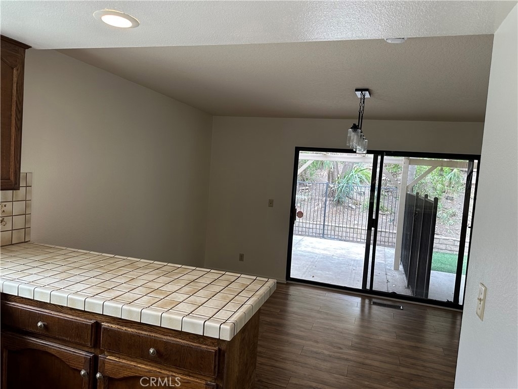 22518 Avenue San Luis - Photo 9