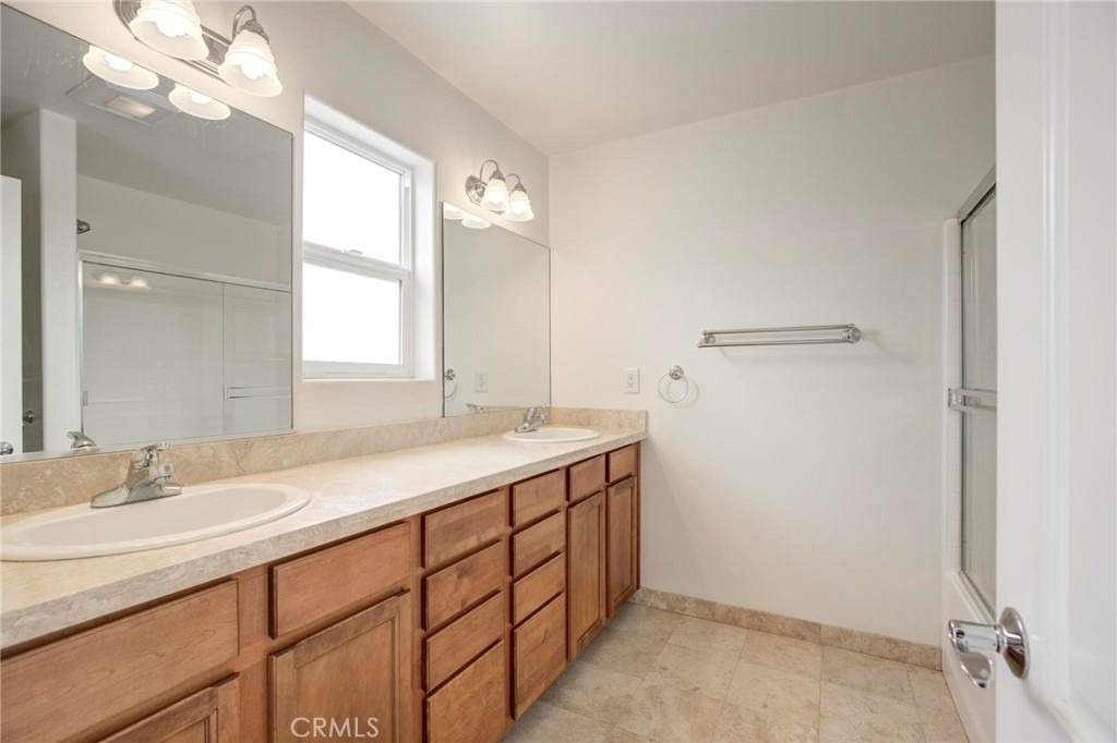 2236 Dominguez Street - Photo 33