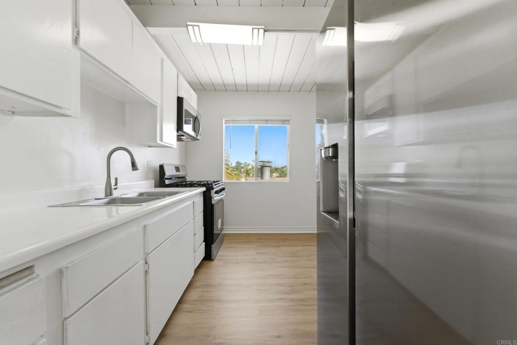 4206 Division Street - Photo 2