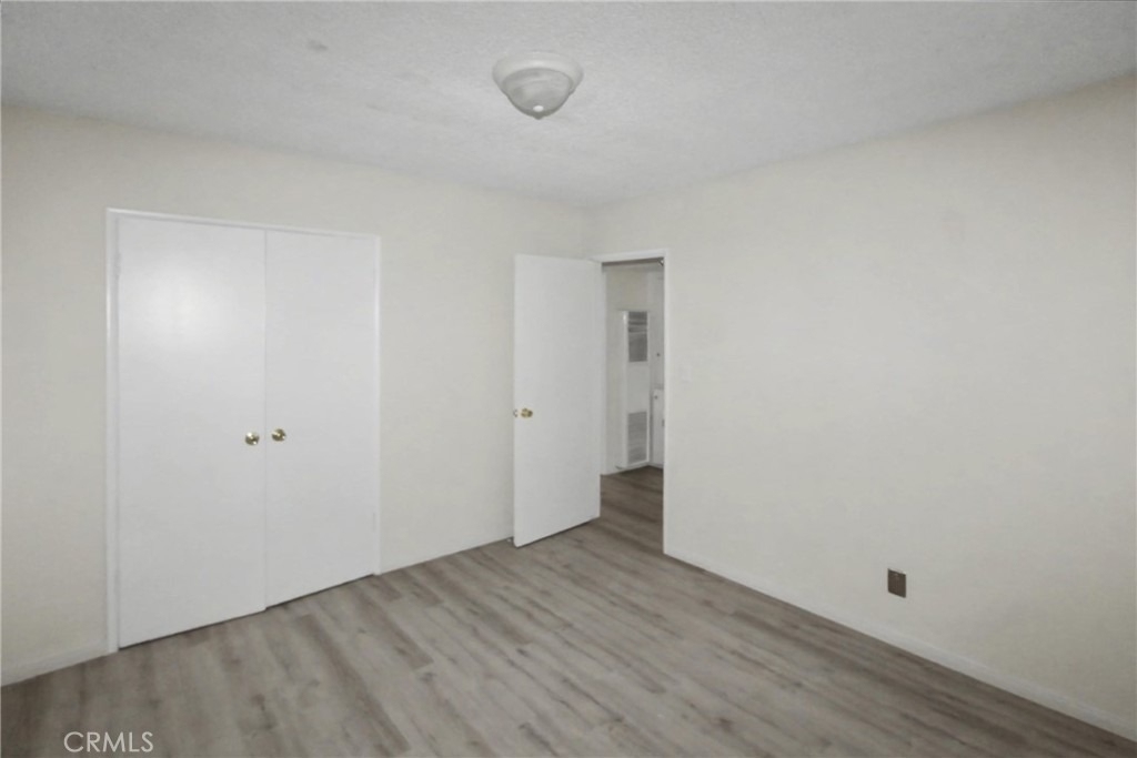 13609 Van Ness Avenue - Photo 10