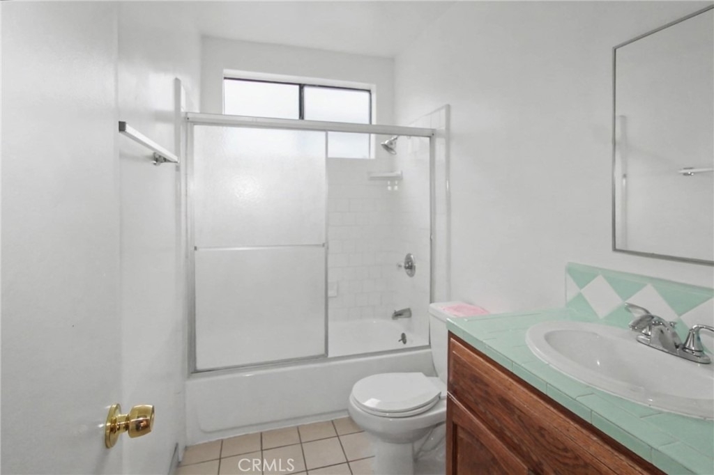 13609 Van Ness Avenue - Photo 11