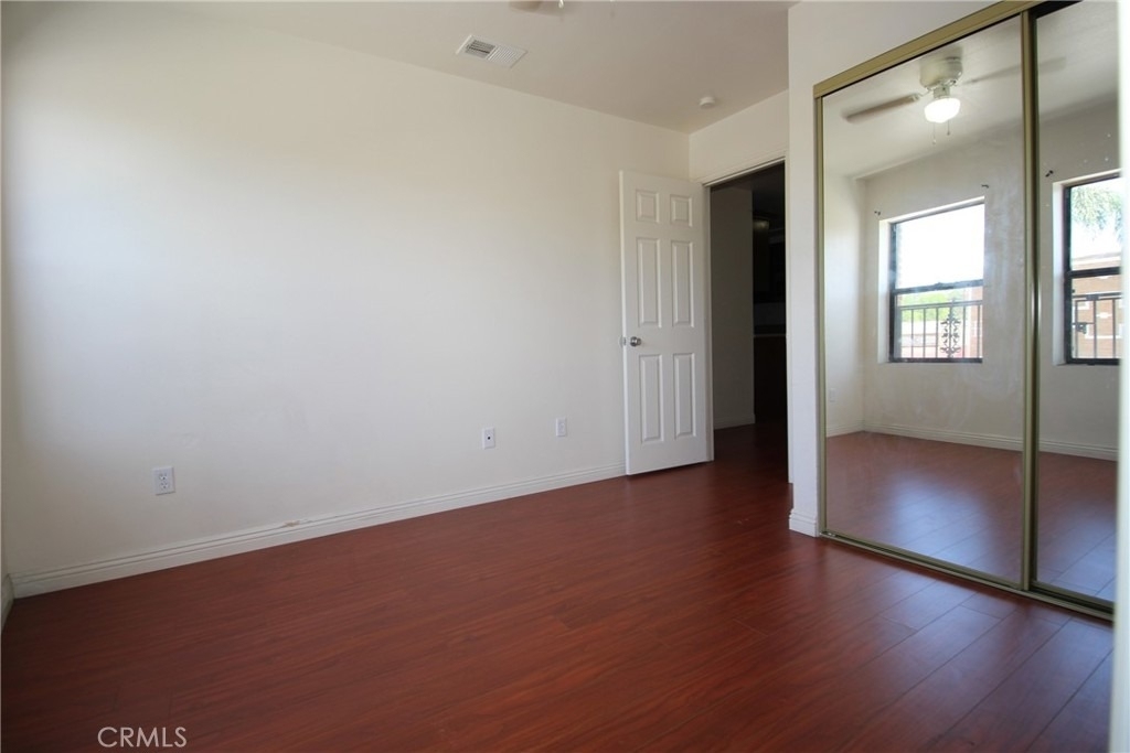 7914 Seville Avenue - Photo 5