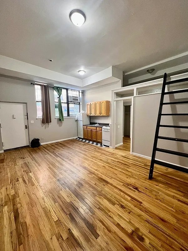 195 Stanton Street  - Photo 0