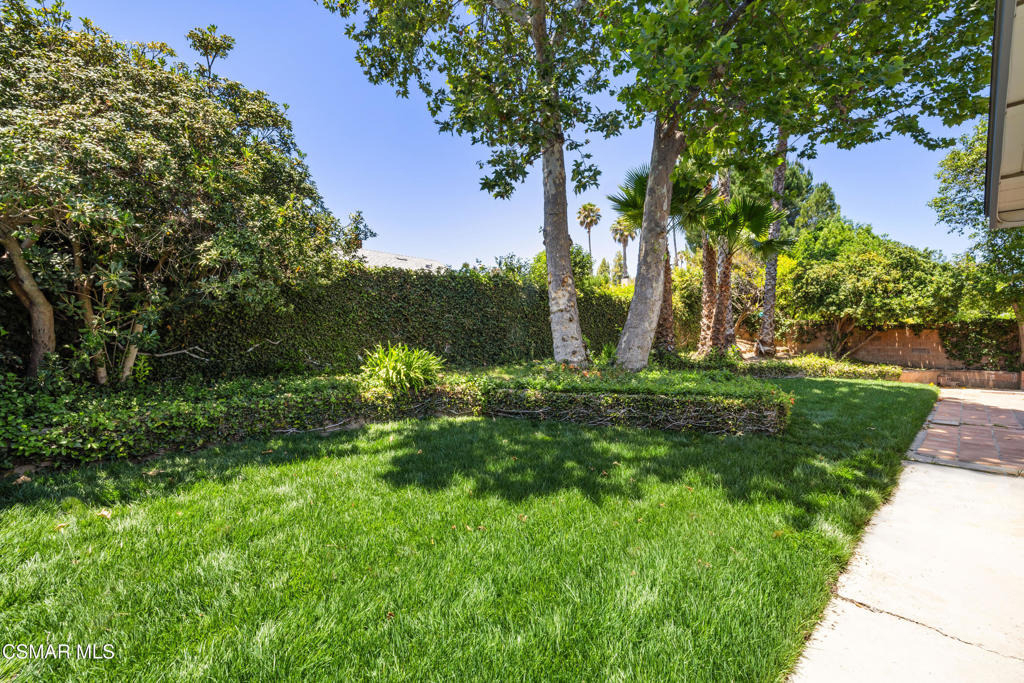 41 Oakleaf Avenue - Photo 18