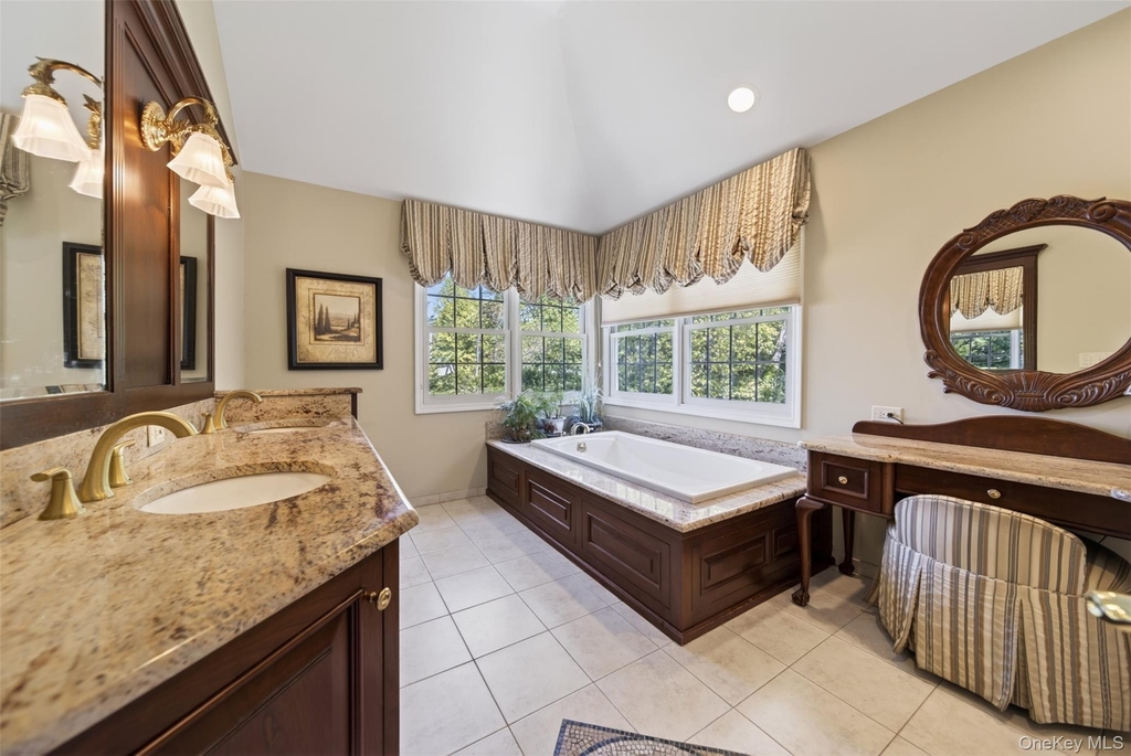 2 Tappanwood Drive - Photo 12