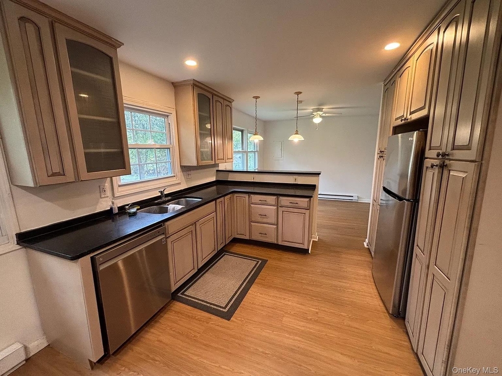 2 Partington Place - Photo 9