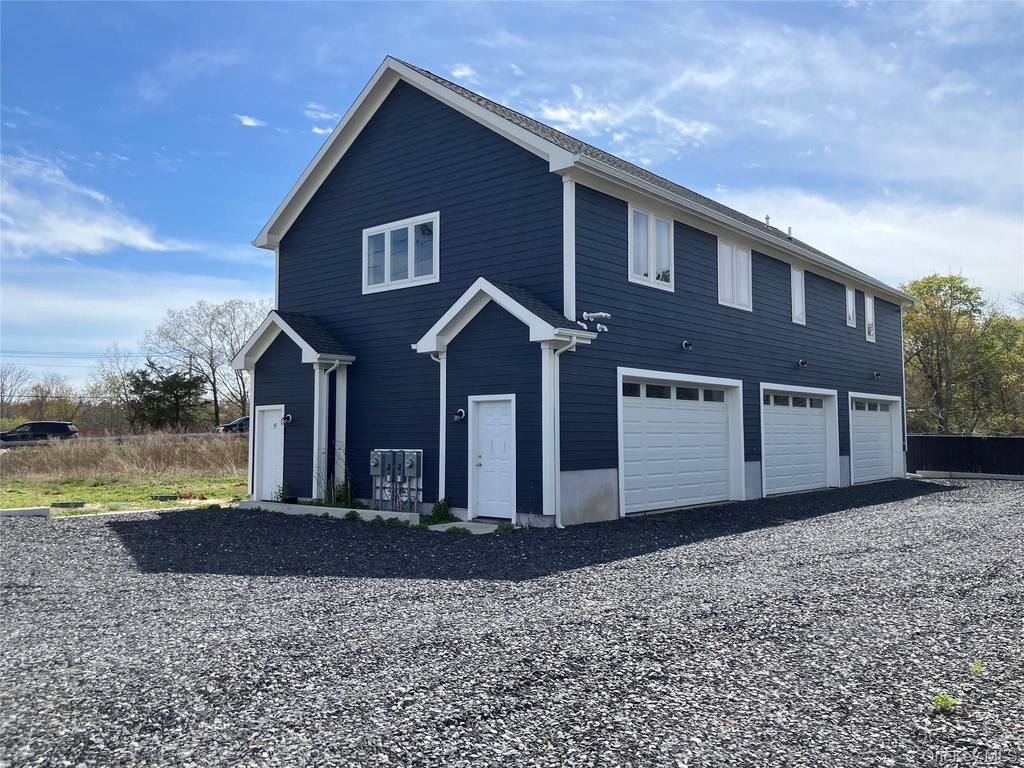 19 Kroemer Avenue - Photo 0