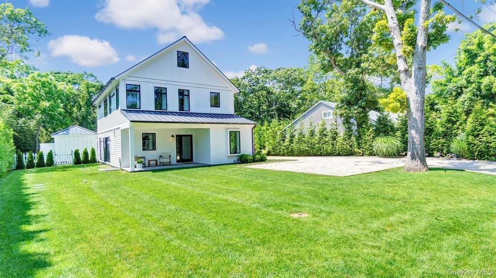 37 Wakeman Road - Photo 2