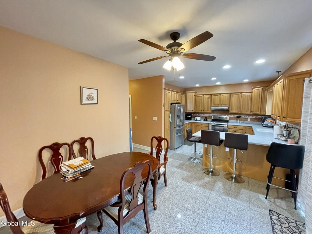 620 Sacandaga Road - Photo 3
