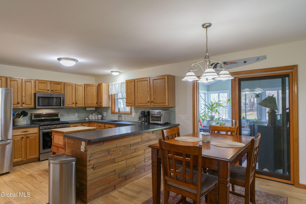 32 Jones Road - Photo 7