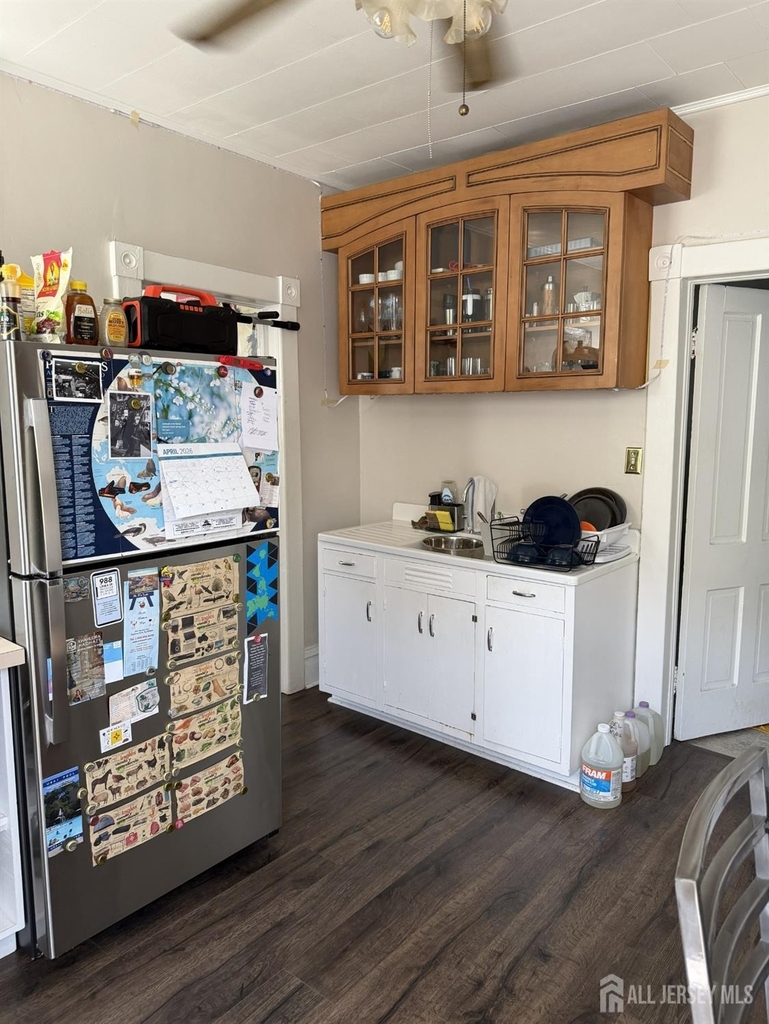 205 Cedar Avenue - Photo 3