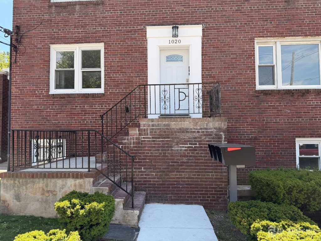 1020 Raritan Avenue - Photo 12