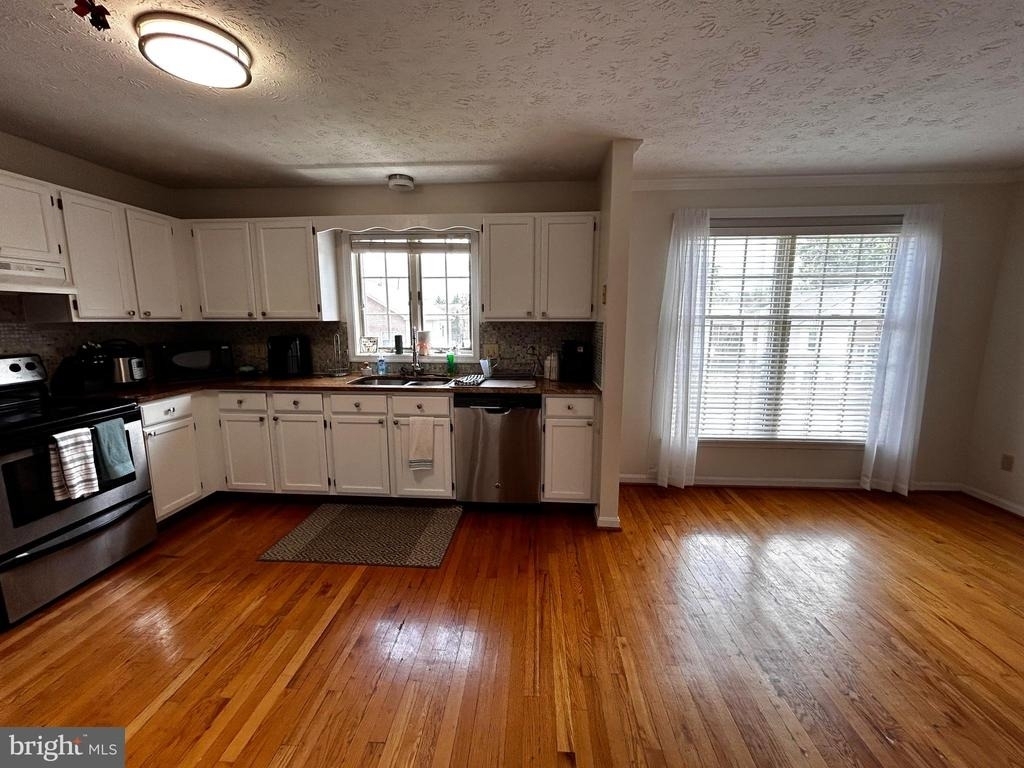 2638 Daniel Terrace - Photo 9