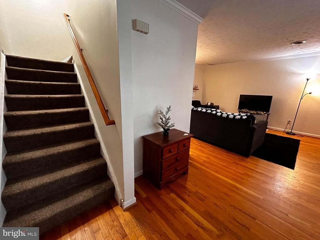 2638 Daniel Terrace - Photo 2