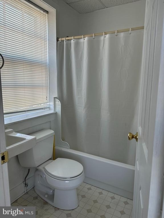 418 N Loudoun Street - Photo 3