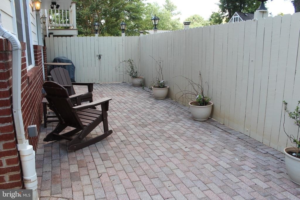 7703 Newcastle Drive - Photo 12