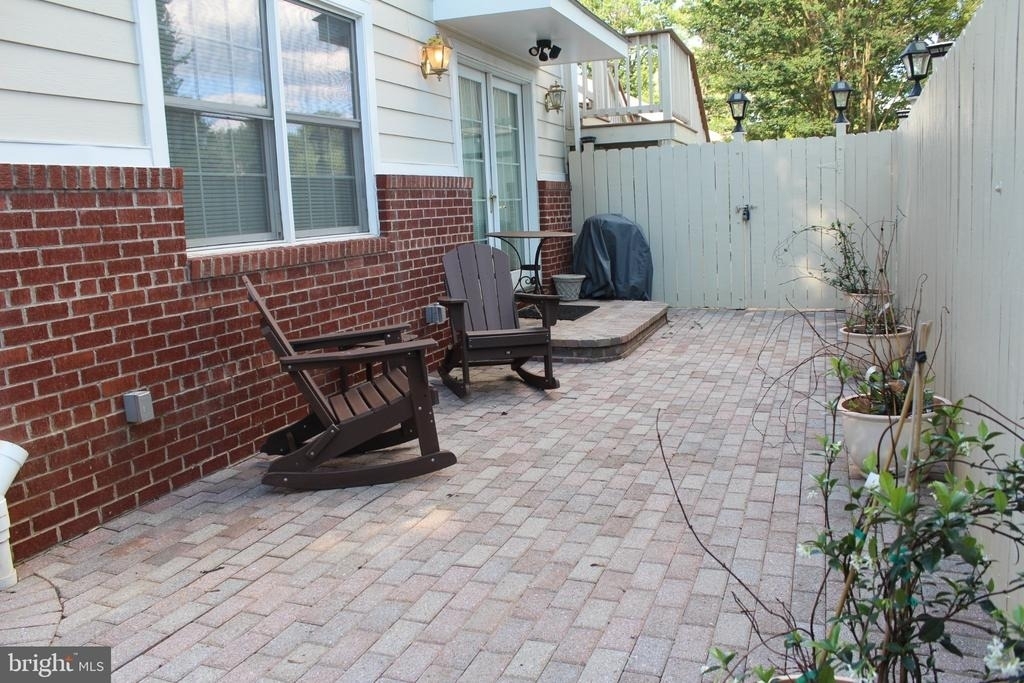 7703 Newcastle Drive - Photo 10