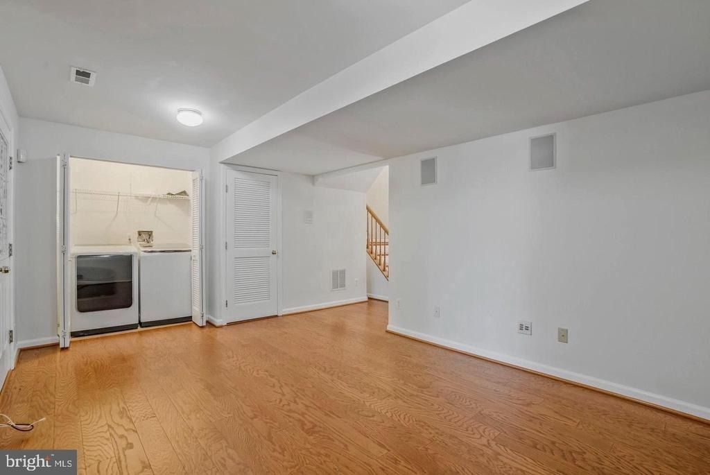 8034 Horseshoe Cottage Circle - Photo 28