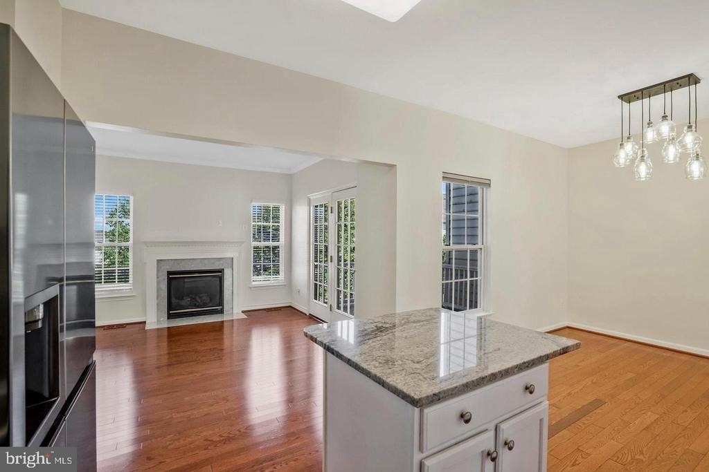 8034 Horseshoe Cottage Circle - Photo 2
