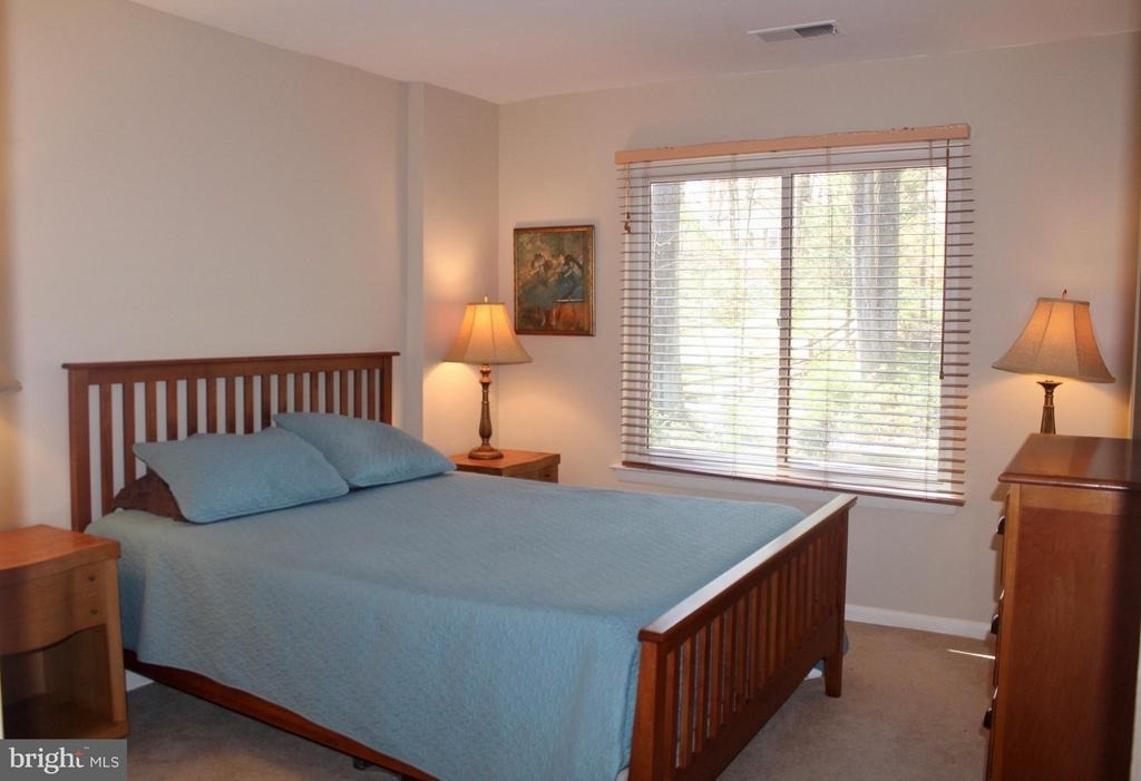 1118 Challedon Road - Photo 12