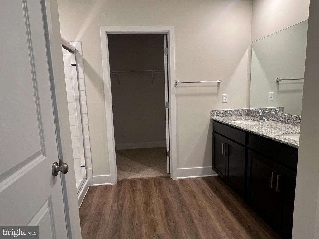 130 Charing Cross Drive - Photo 10