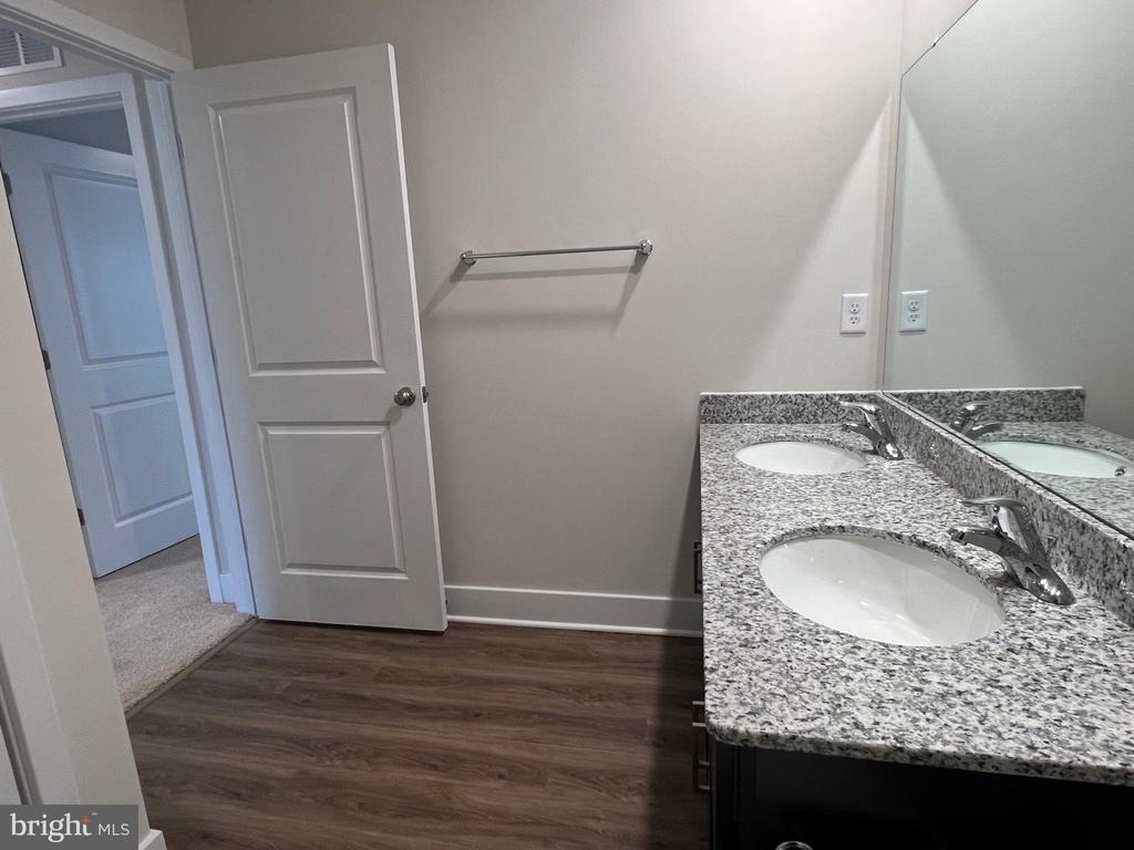 130 Charing Cross Drive - Photo 20
