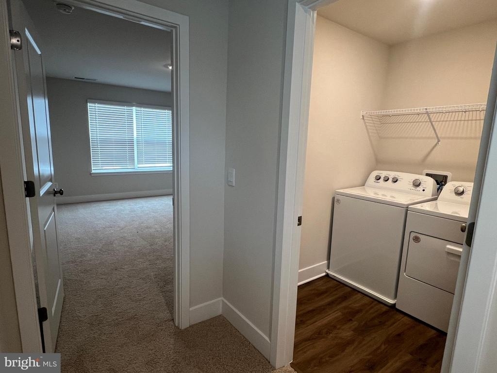 130 Charing Cross Drive - Photo 7