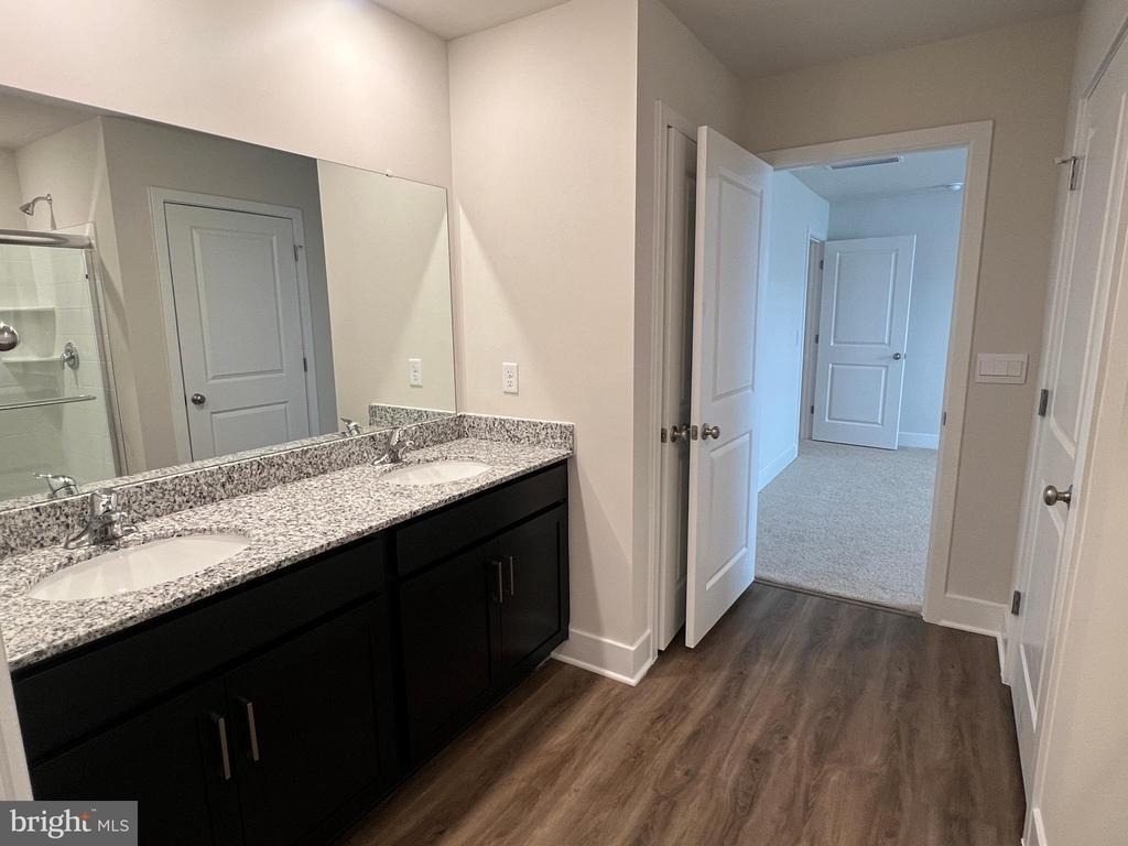 130 Charing Cross Drive - Photo 13