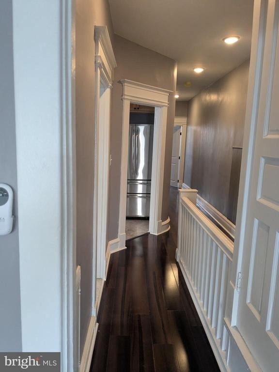 539 W Olney Avenue - Photo 3
