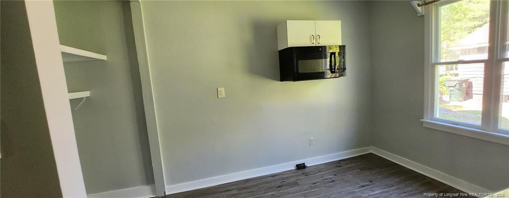 233 W Barbee Street - Photo 11