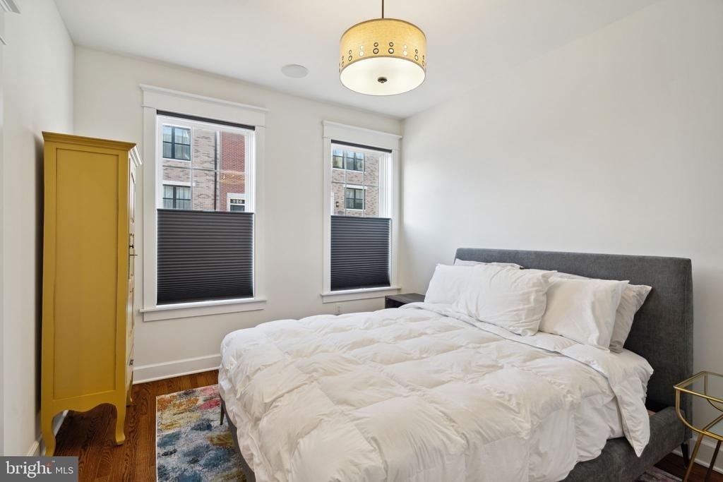 325 Wright Street - Photo 4
