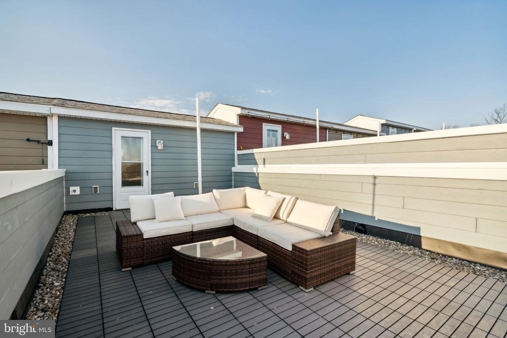 325 Wright Street - Photo 17
