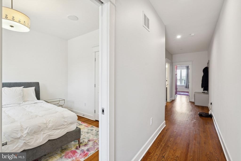 325 Wright Street - Photo 5