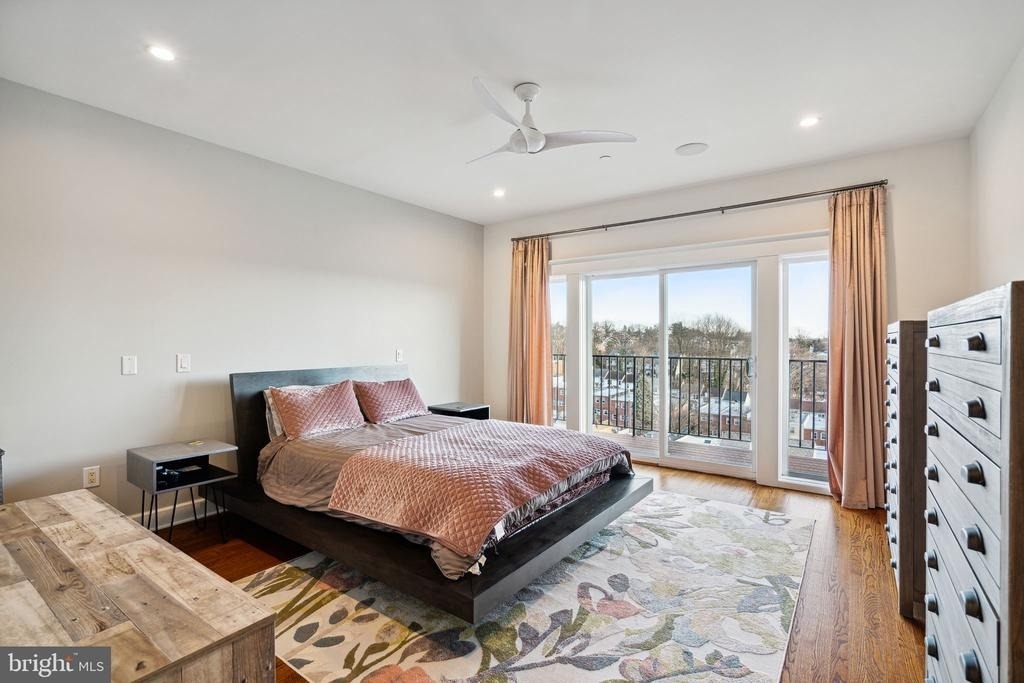 325 Wright Street - Photo 10