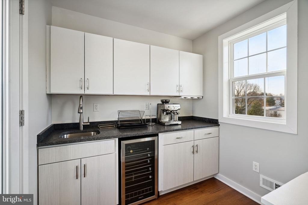 325 Wright Street - Photo 14