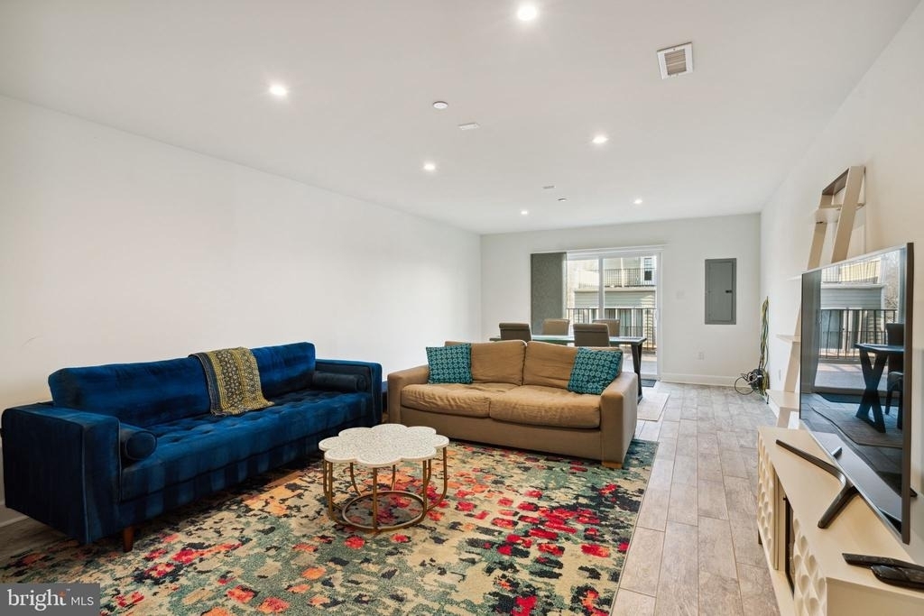325 Wright Street - Photo 15
