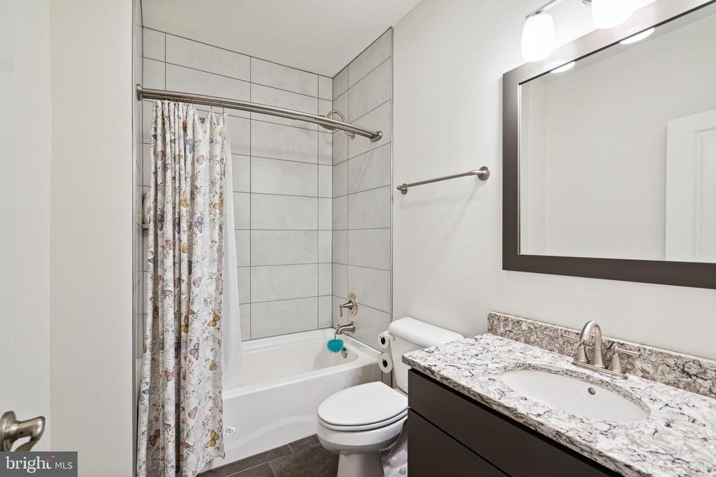 325 Wright Street - Photo 8
