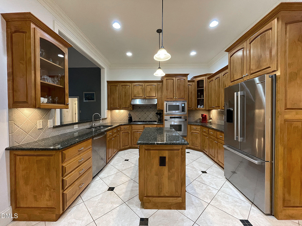 2112 Brassfield Road - Photo 7