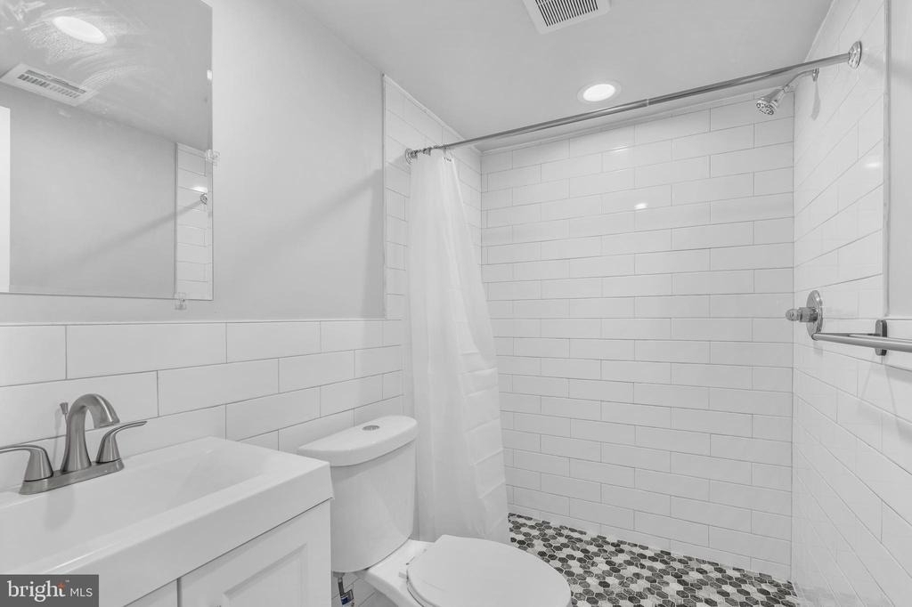 69 E Slocum Street - Photo 4