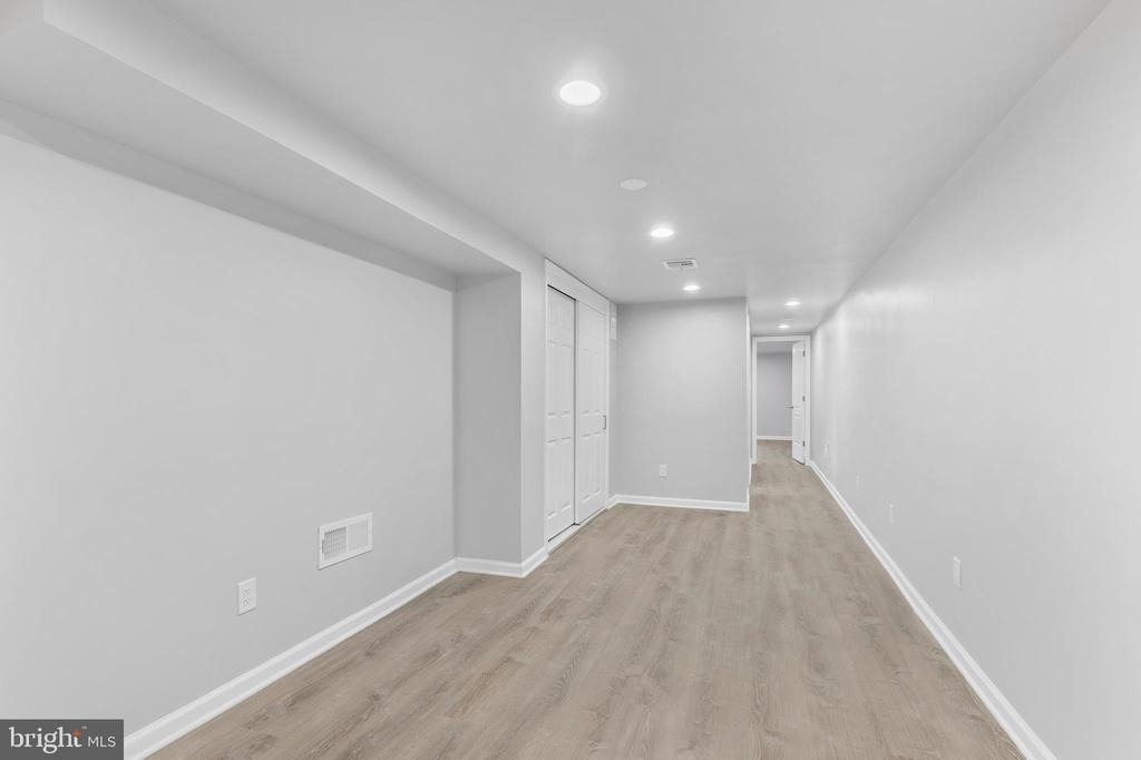 69 E Slocum Street - Photo 5