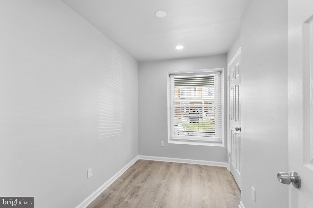 69 E Slocum Street - Photo 8