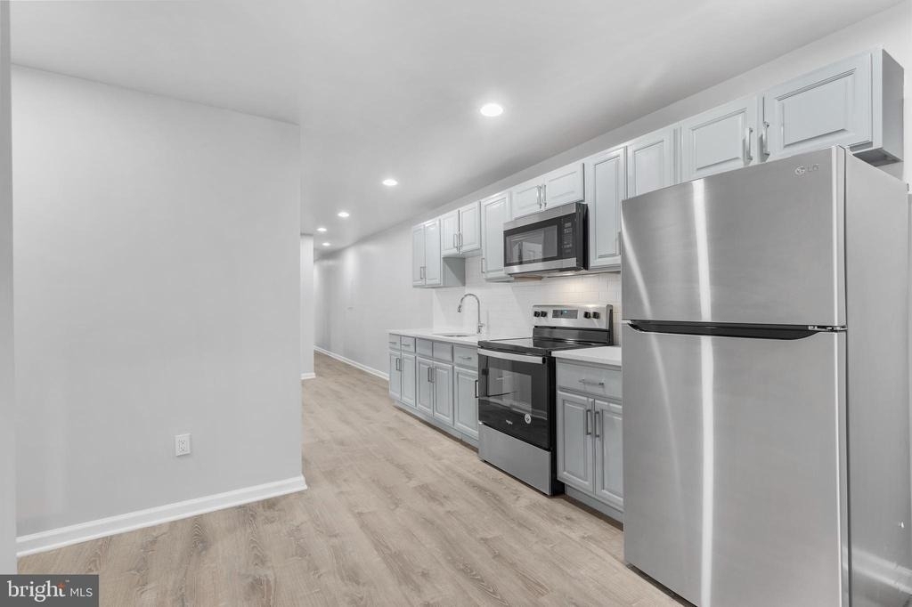 69 E Slocum Street - Photo 3