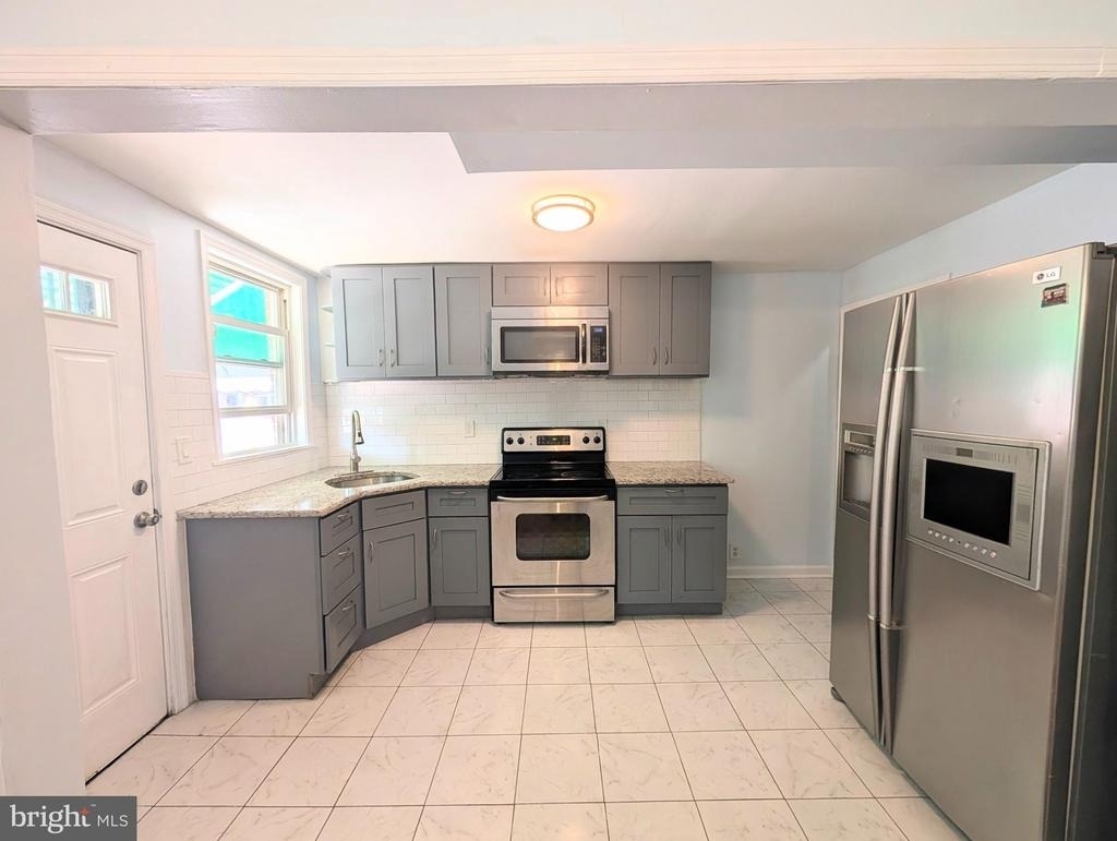1834 S 28th Street - Photo 0