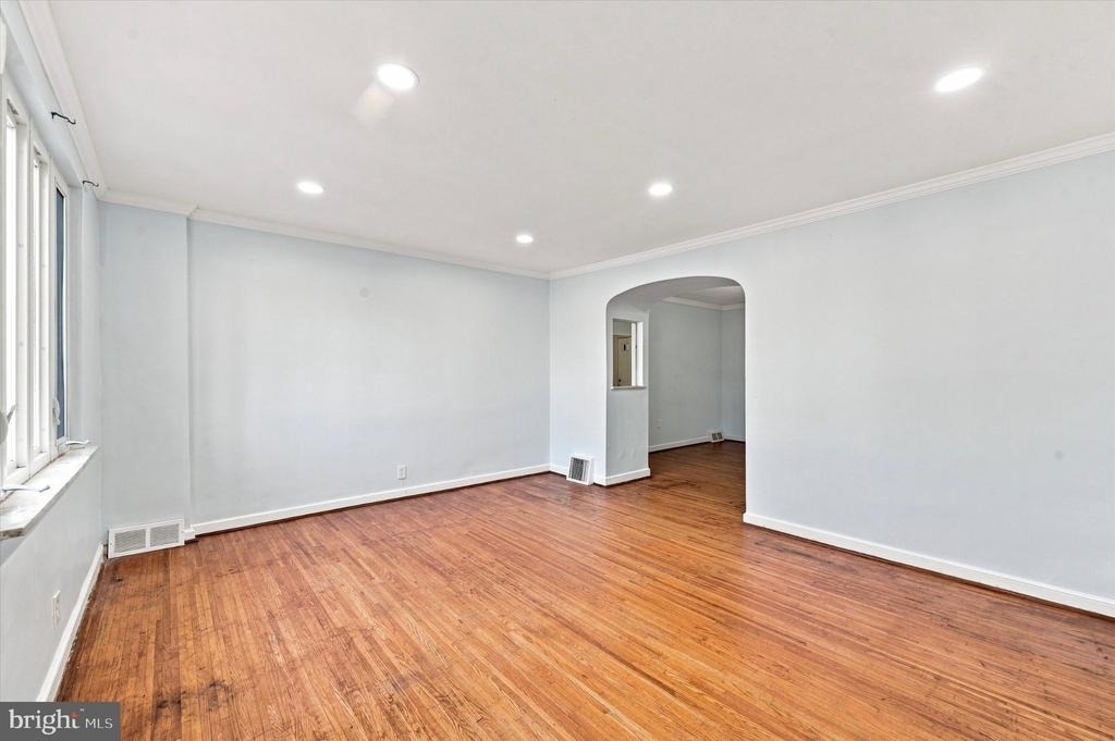 1834 S 28th Street - Photo 8